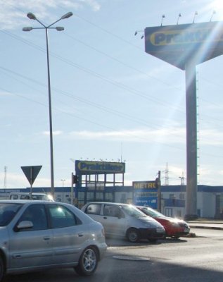 Praktiker, acuzat de practici anticoncurenţiale în România